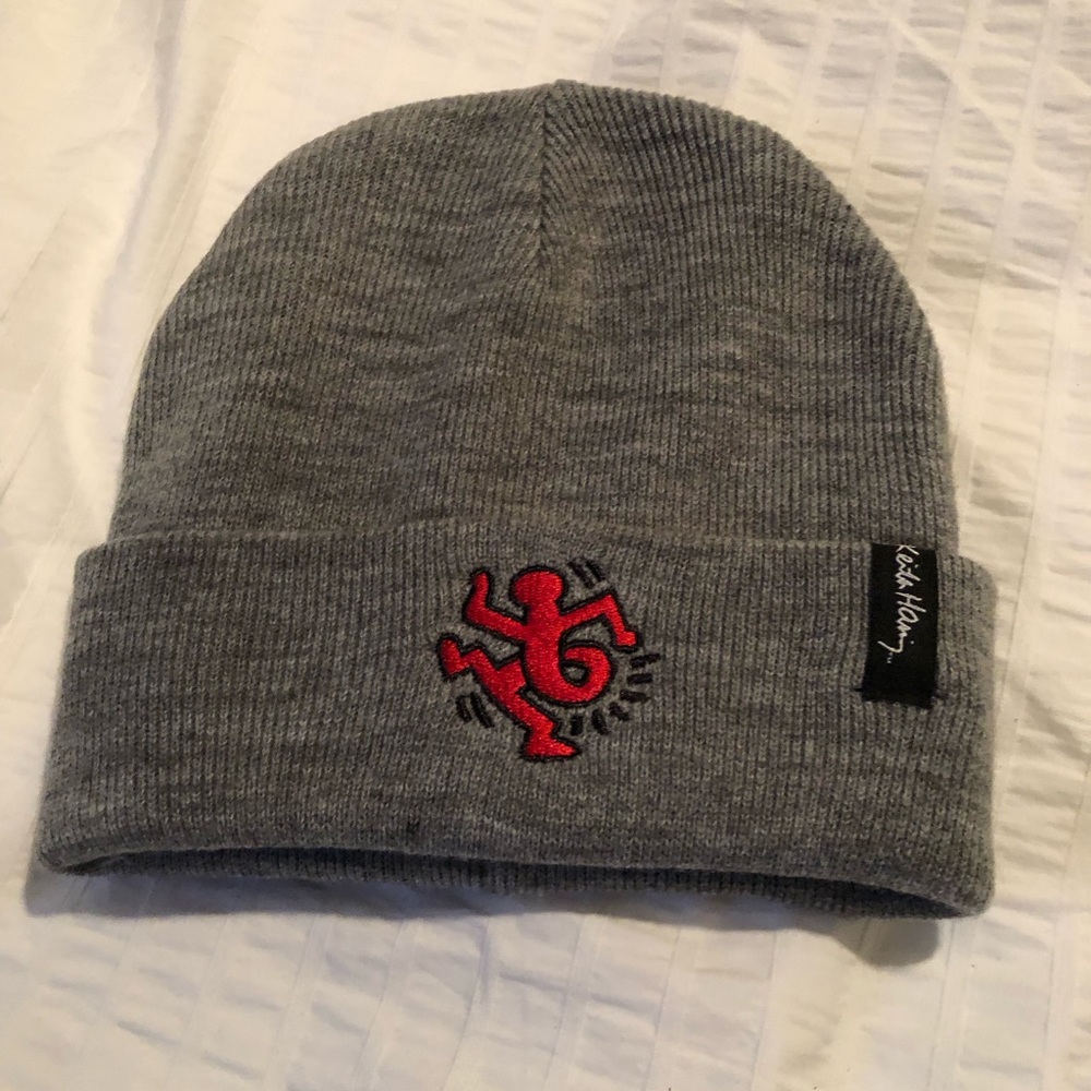 Gray Knit Beanie with Red Embroidered Graphic - Kidrobot